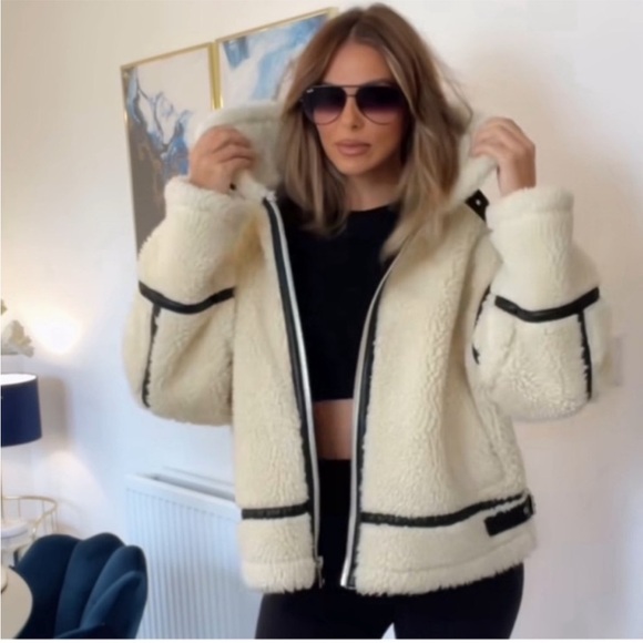 ZARA Ivory Cream White Faux Fur Shearling Sherpa Faux Leather Moto Jacket - Picture 4 of 10